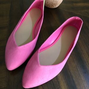 Old navy pink flat